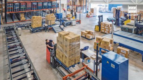 Cách Bảo Trì Kho Hàng Giá Kệ Hiệu Quả 3