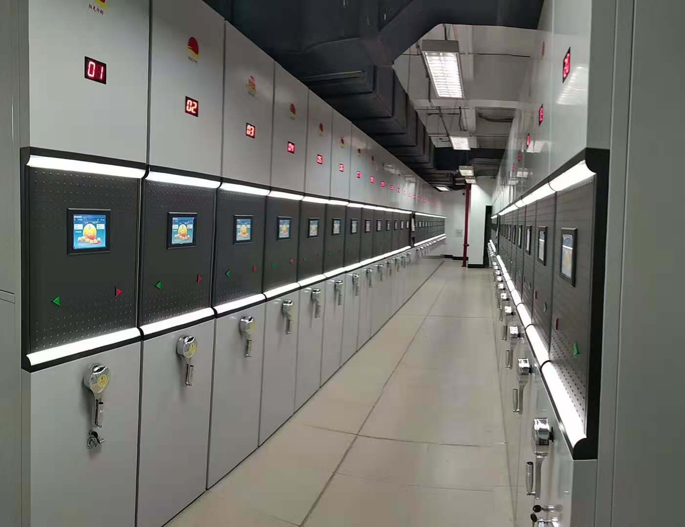 Kệ Di Động: Cách Mạng Hóa Lưu Trữ Trong Thời Đại Công Nghệ 5 kệ di động điện