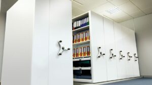 Tối ưu hóa không gian kho với kệ di động