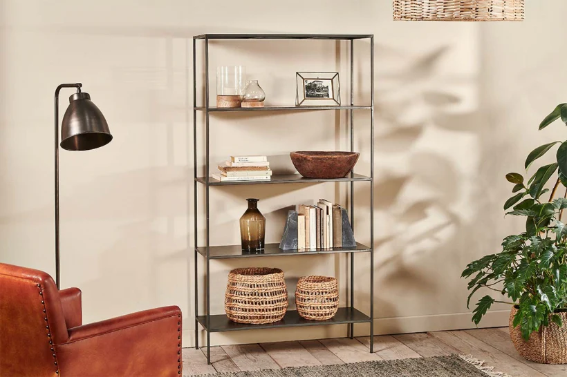 Kệ Sắt Trang Trí Nghệ Thuật Hiện Đại Cho Không Gian Sống 5 kệ sắt đứng